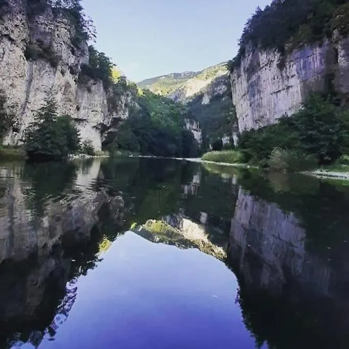 Gite Avec Grande Terrasse Peyreleau 0*,